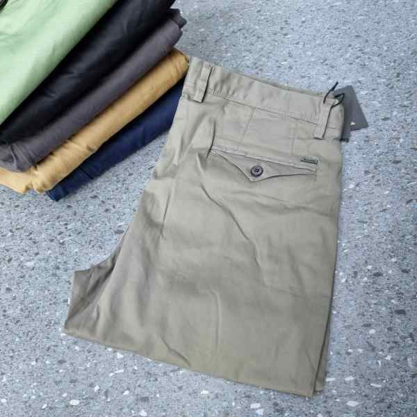 Top-notch Chinos trousers b14